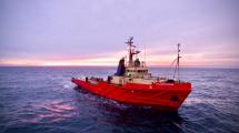 Empresa local trabaja en la instalación de fibra óptica del cable submarino Firmina