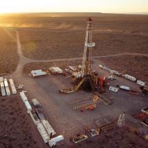 Vaca Muerta cerrará el 2023 con 420 pozos perforados en pleno impulso del shale oil