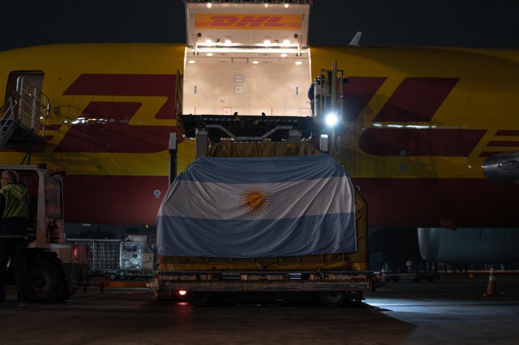DHL Express comienza a volar directo a Argentina desde Estados Unidos